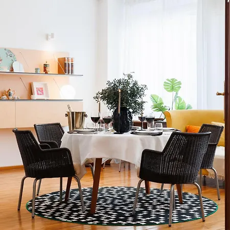 Colored Happiness Old Town Renovated Apartment Belgrade
