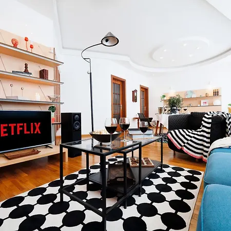 Apartamento Colored Happiness 115m2 With Balcony Old Town *