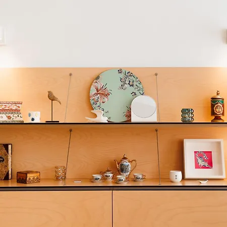 Apartamento Colored Happiness 115m2 With Balcony Old Town Belgrado