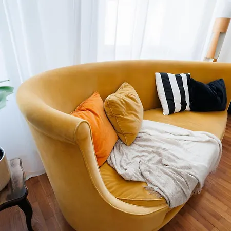 Colored Happiness Old Town Renovated Apartment Belgrade