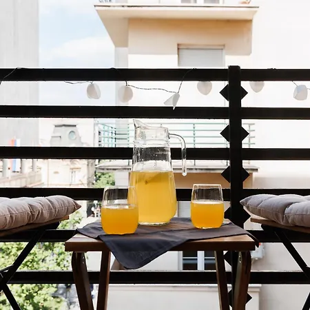Apartment Colored Happiness Old Town Renovated